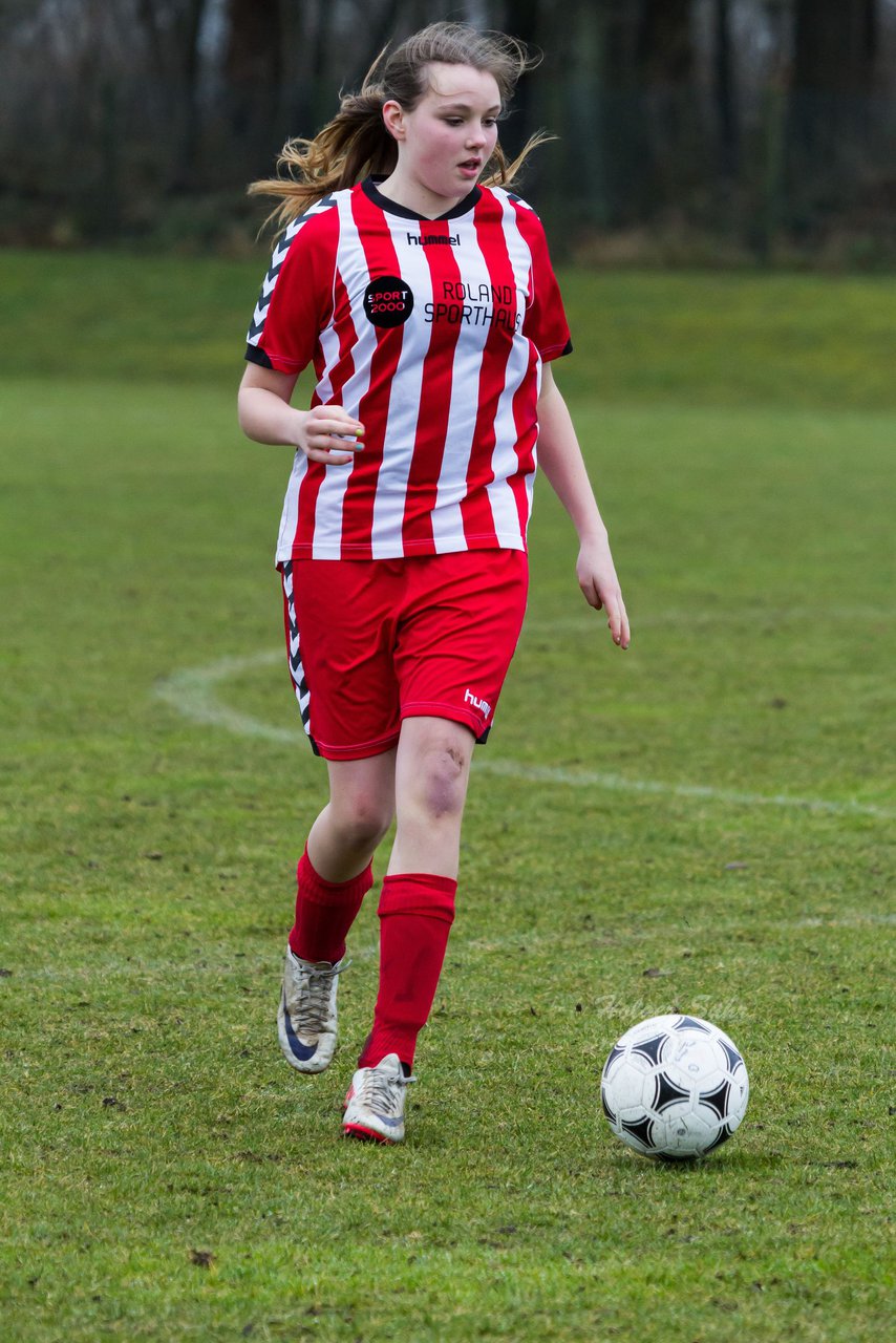 Bild 248 - C-Juniorinnen FSG-BraWie 08 - TuS Tensfeld : Ergebnis: 0:8